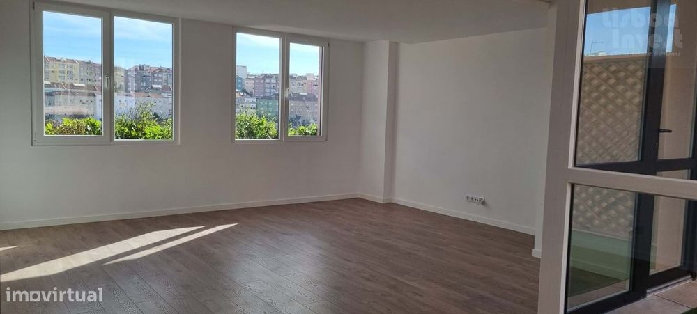 Apartamento T2+1 Remodelado Venteira Amadora — Venteira, Lisboa