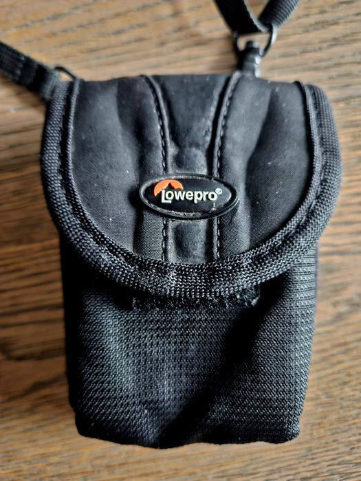 Małe etui Lowepro
