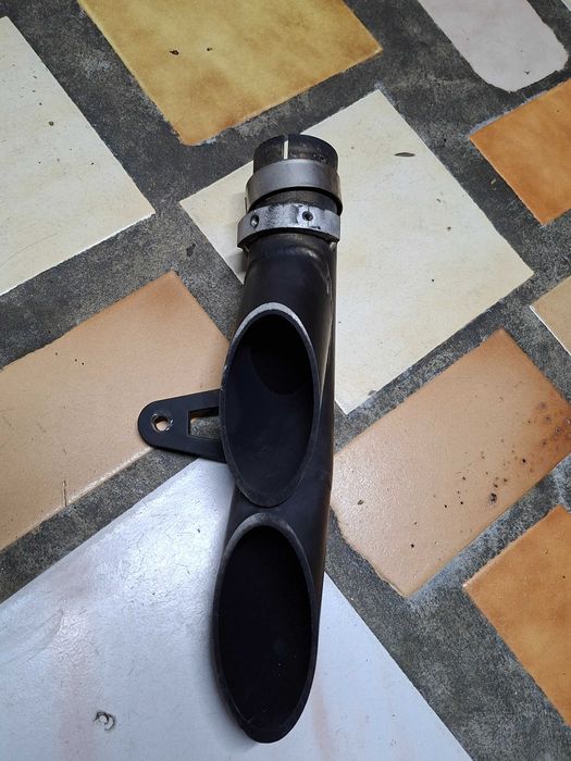 Ponteira de escape para mota