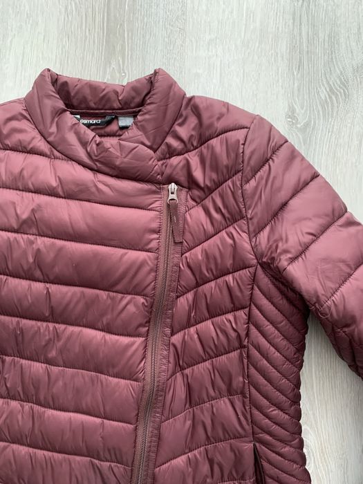 Курточка вишнева