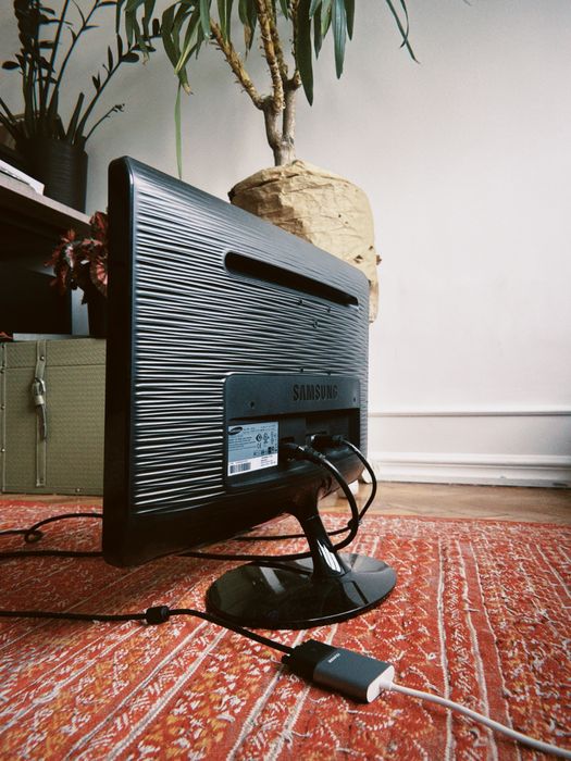 Monitor Samsung - BOM ESTADO