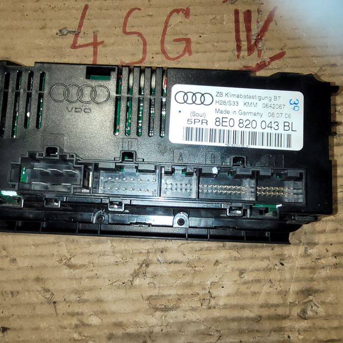 Panel nawiewu klimatyzacji 2DIN audi a4 b7 2006r