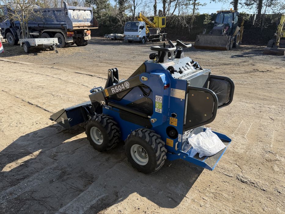 Miniładowarka rippa rs04 (kubota) bobcat glebogryzarka