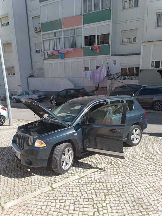 Vendo carro bom ! Bom estado !