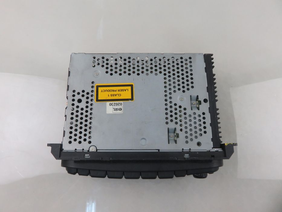 Radio Chrysler Voyager IV  + Kod