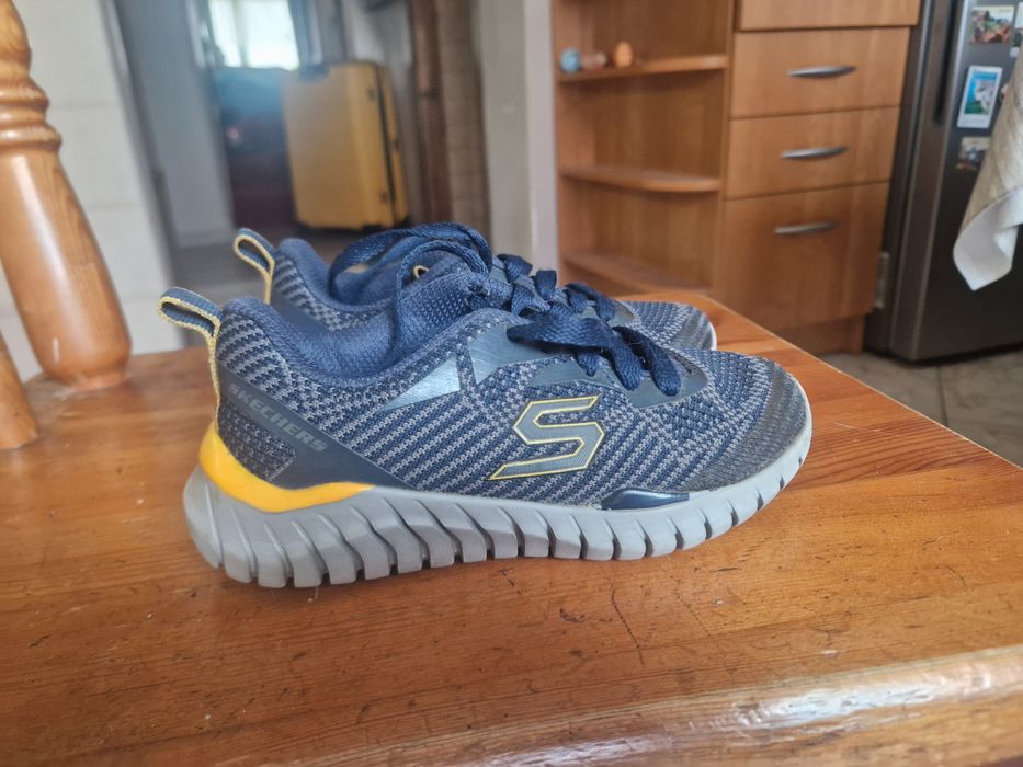 Adidasy chłopięce 27