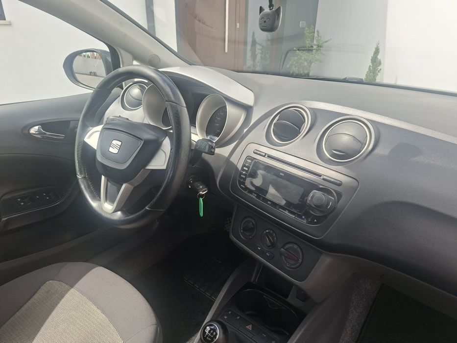 Seat ibiza 1.2 gasolina 2010