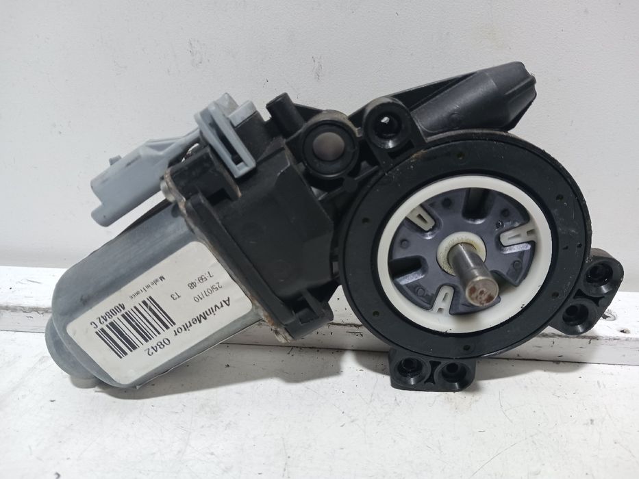 Motor vidro frente direito PEUGEOT 107