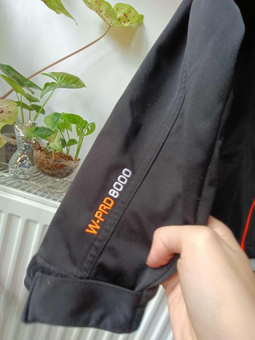 Kurtka Softshell wodoszczelna z membraną 140 146