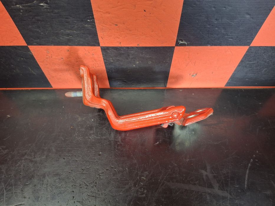 Dobradiça porta trás esquerdo RENAULT Master III Chassis (EV/HV/UV)