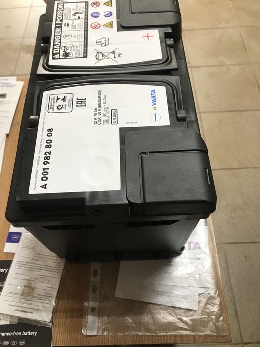 AGM  12V 70AH Акамулятор