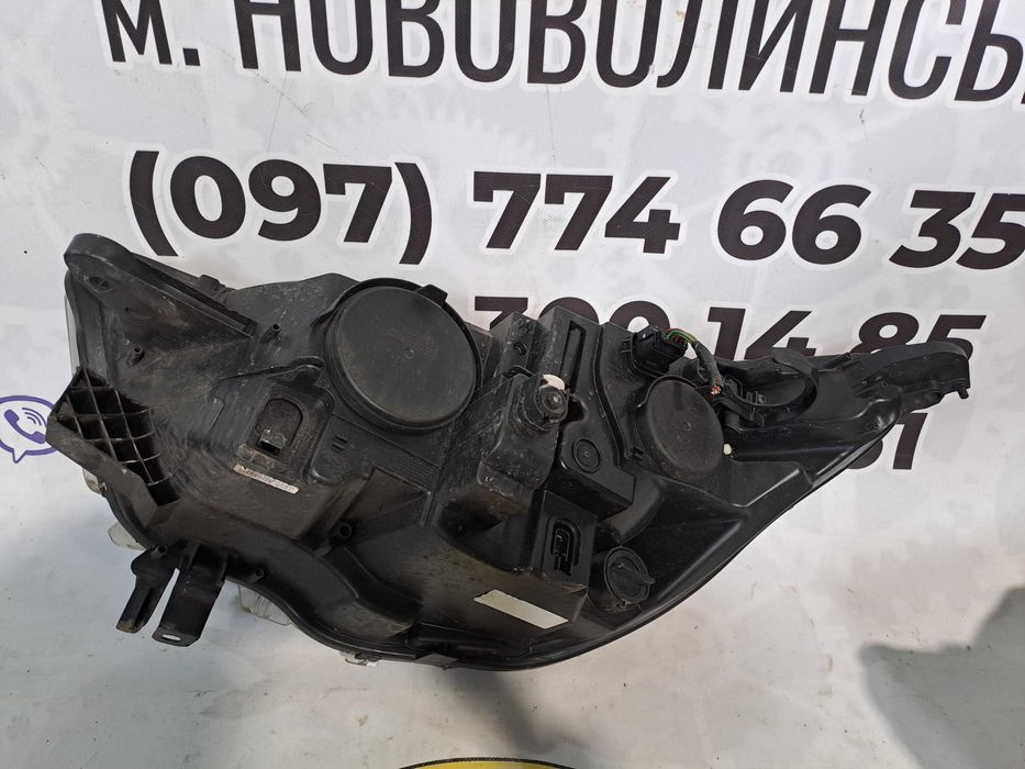 Фара ліва права передня citroen c4 2 b7