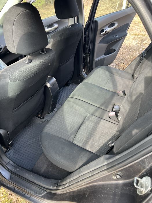 Продам Тойота ауріс