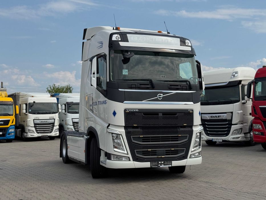 Тягач Volvo FH 500