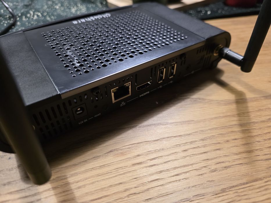 Barco clickshare CSE-200  Transmiter