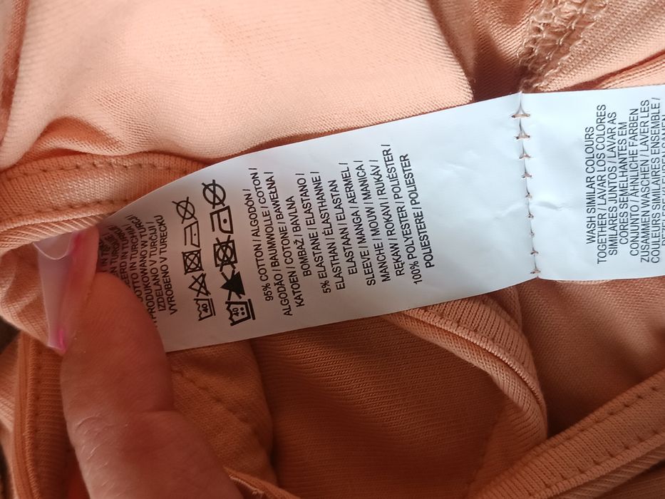 Nowe body damskie z ozdobnymi rękawami