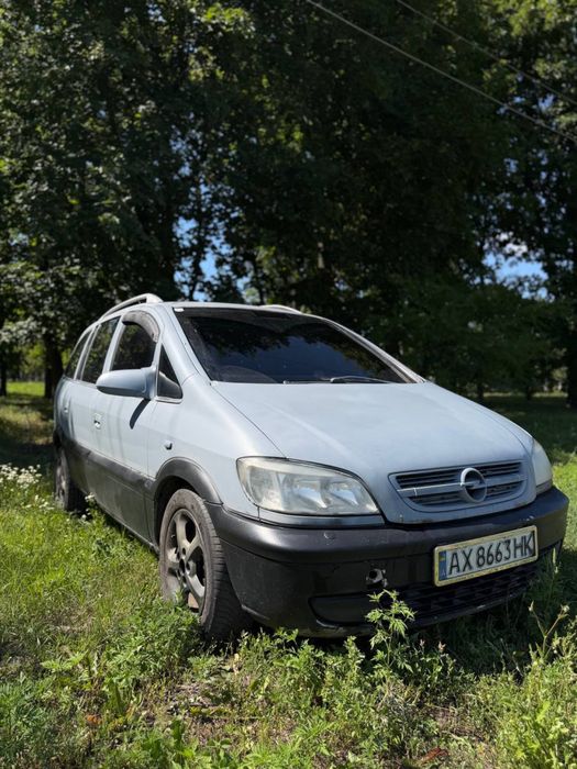 Продам Опель Зафира 2005 год