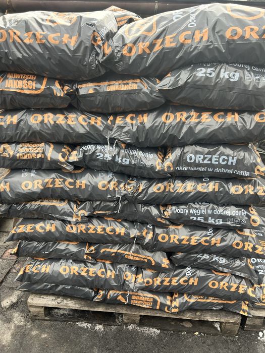 Drewno Rozpałkowe Suche . TRANSPORT , duze worki zapraszam