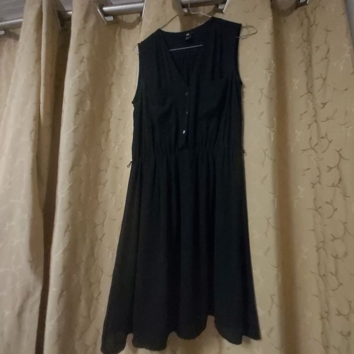 Vestido curto preto