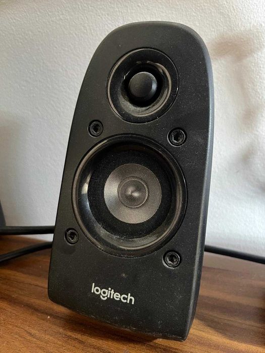 Colunas Logitech Z506 5.1 75W
