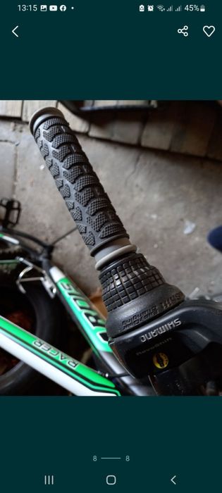 Продається спортивний волосипед.