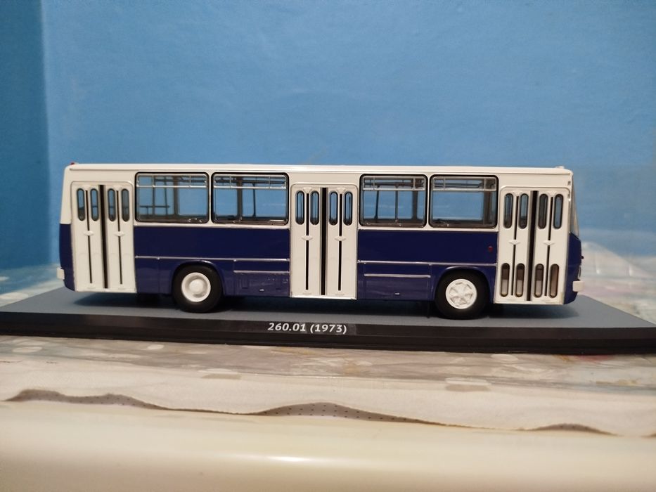 Модель міського автобусу Ікарус 260 "DEMPRICE" 1:43 (конверсія)