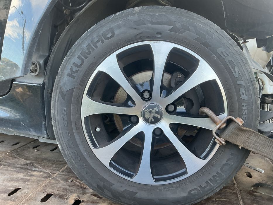 Peugeot 206 ano 2000 1.1 gasolina para peças
