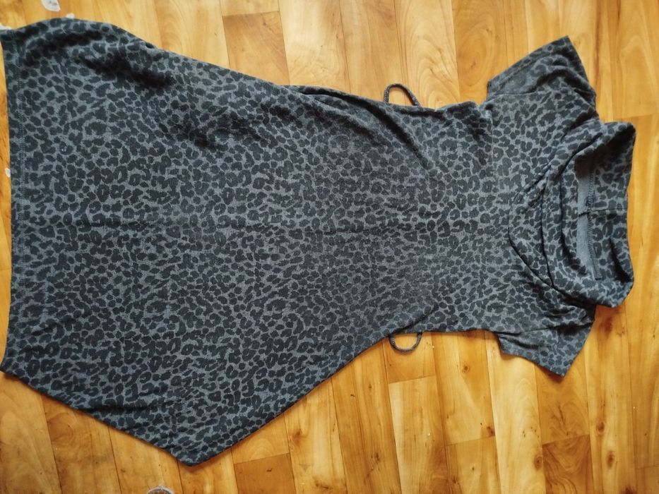 Sukienka panterka rozmiar M