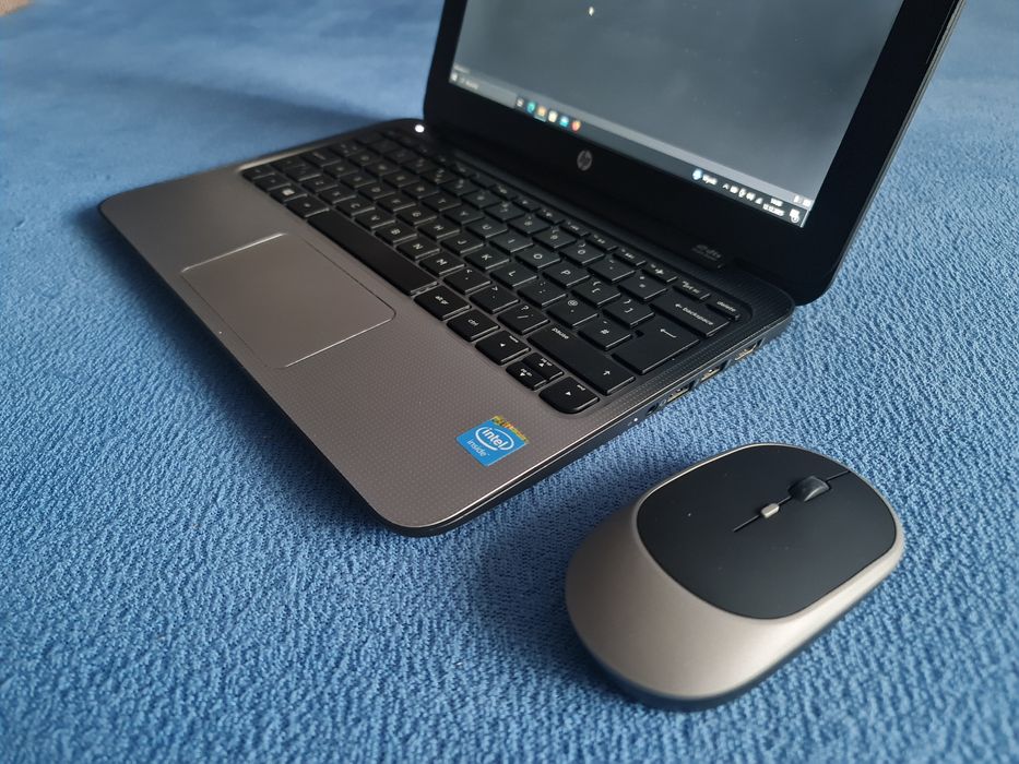 mały Laptop HP Stream 11 Pro