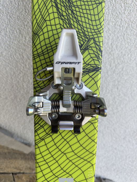 Narty skiturowe  Majesty Supercout 154cm z wiązaniami Dynafit TLT Expedition