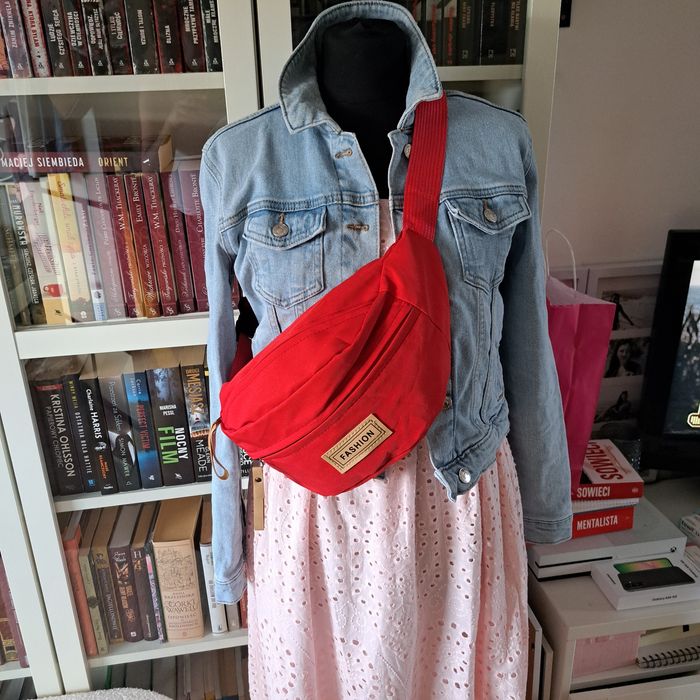 Nowa pojemna torebka nerka