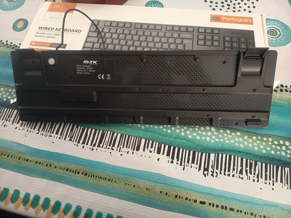 Teclado marca MTK modelo GT679 preto
Usado uma vez, está novo,na caix