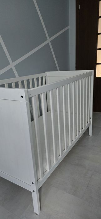 Łóżeczko Ikea + materac