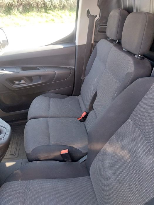 Toyota comercial 1.5