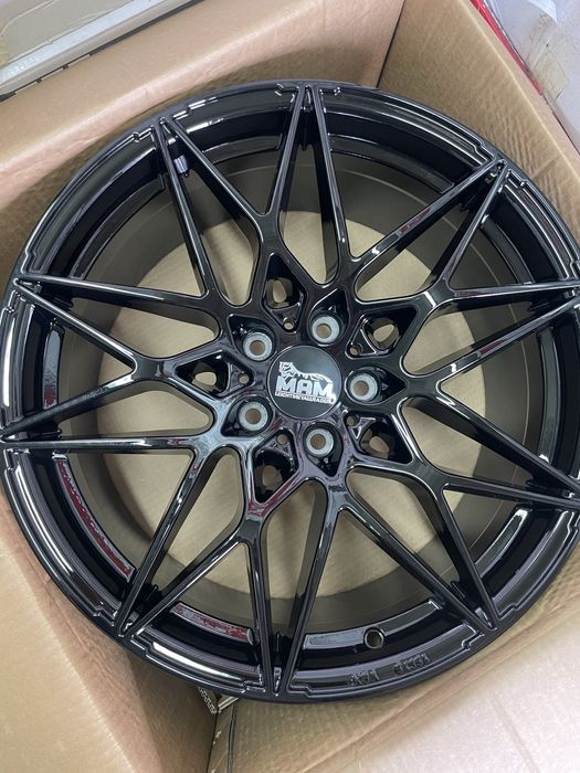 Nowe oryginalne felgi MAM B2 19 x 8,5j 5x112 ET45