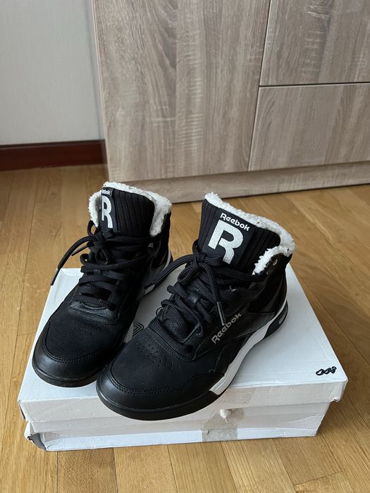 Кросівки утеплені Reebok