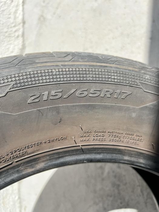 215/65/17 Hankook 4 pneus