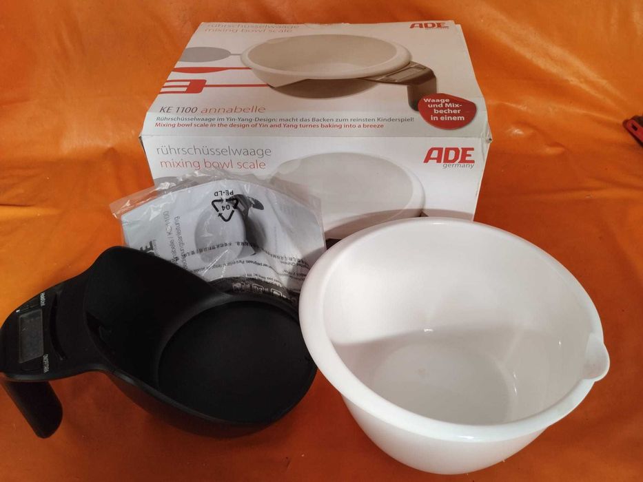 Balança de cozinha com taça de mistura