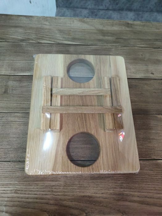 Пивний столик з дуба