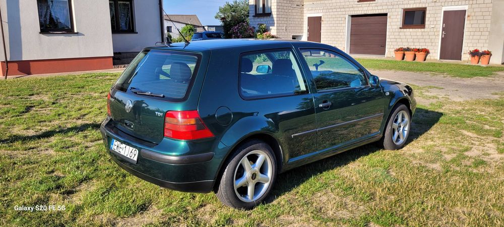 Volkswagen Golf IV  1.9  90KM  2001 r.
