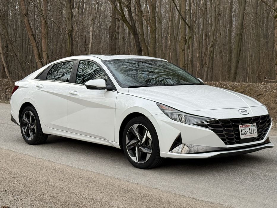Hyundai Elantra 2021
