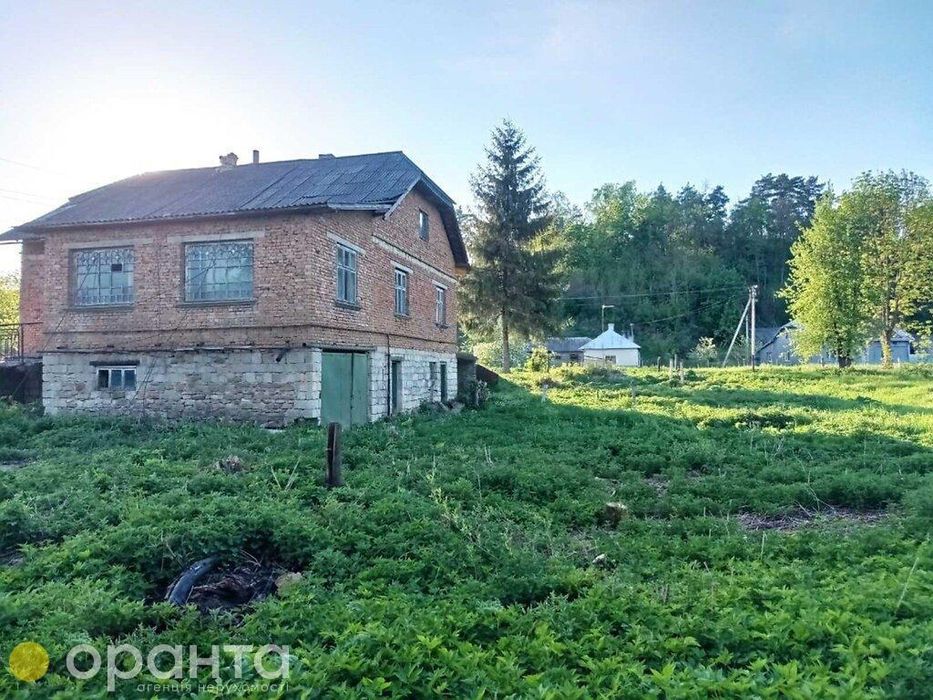 Продаж ділянки з будинком 50 сот. с. Миролюбівка