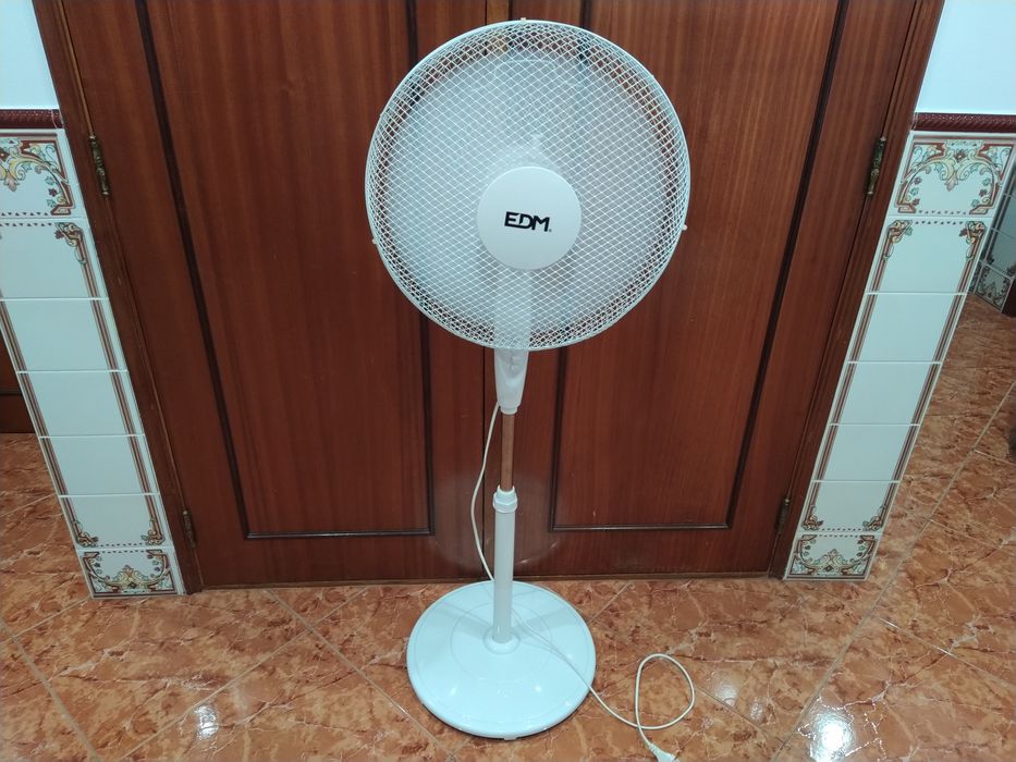 Ventoinha ventilador de pé alto ar condicionado casa quarto apartamento vivenda escritório gabinete carro cozinha.