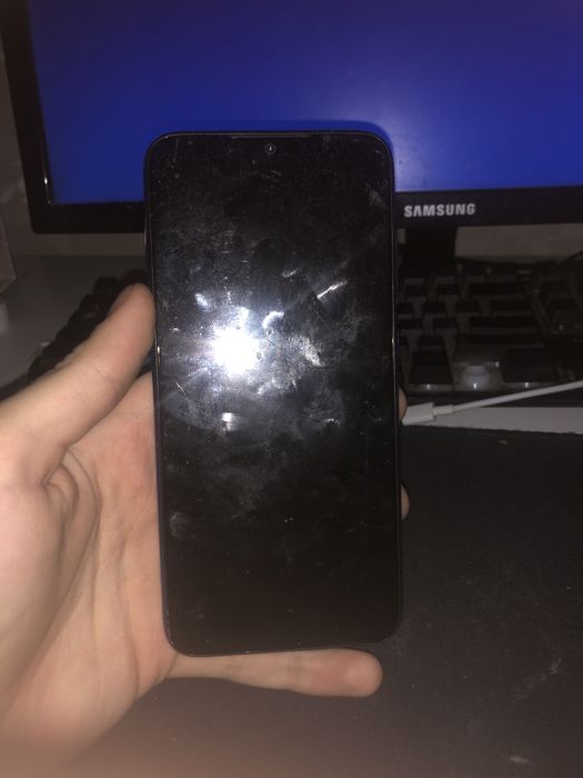 Redmi 7 4/64 На запчясти