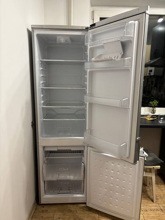 Холодильник beko