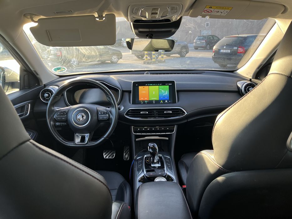 MG EHS plug-in hybryd 2022