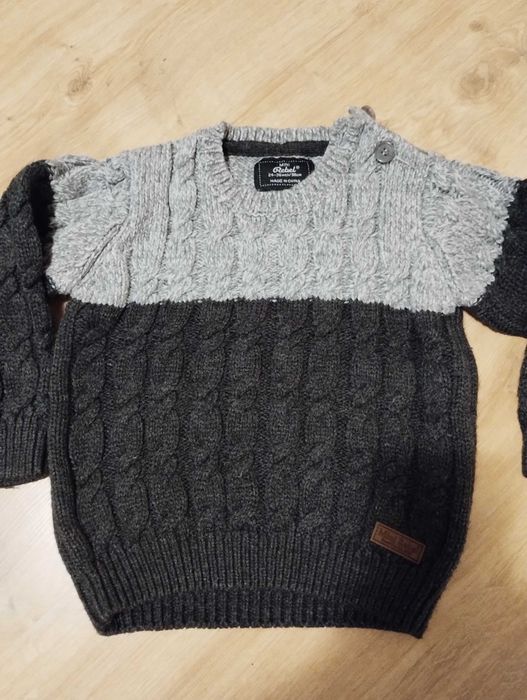 Ciepły sweter rozm. 98 Rebel mini
