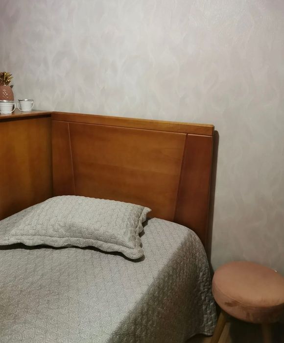 Conjunto cama e cómoda