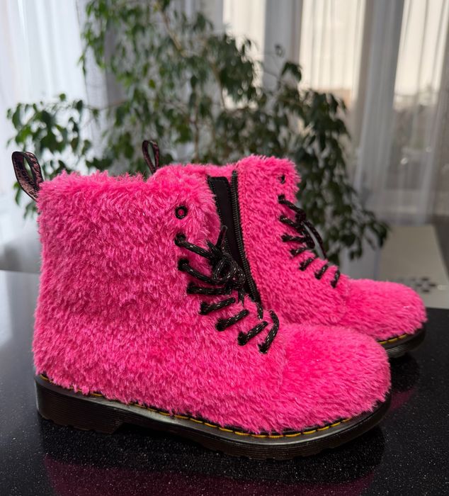 Суперові унікальні дитячі ботінки Dr. Martens розмір  34-35