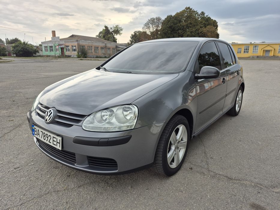В продажі Volkswagen Golf V5